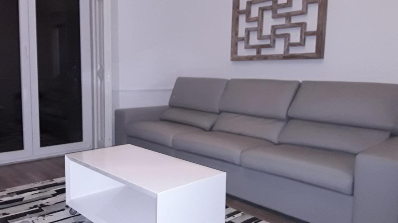 Shades Of Grey - Lisbon Apartment ภายนอก รูปภาพ